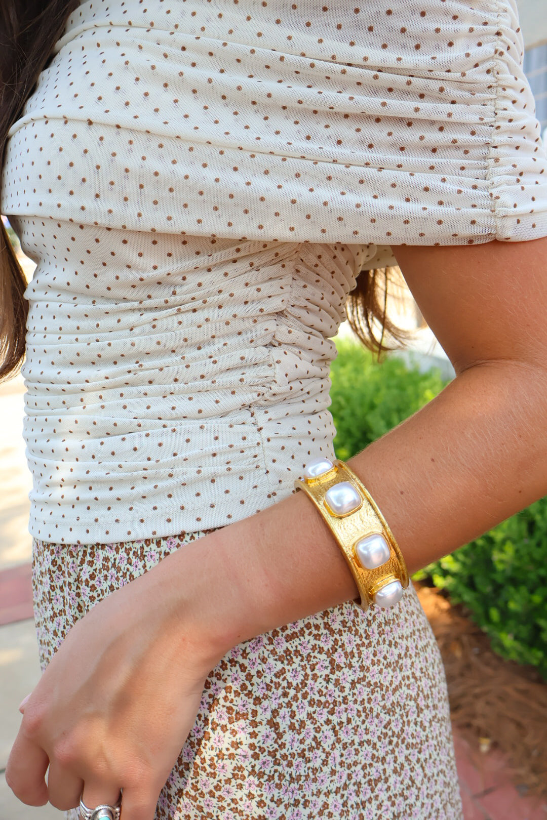 Pearl Studded Gold Bangle