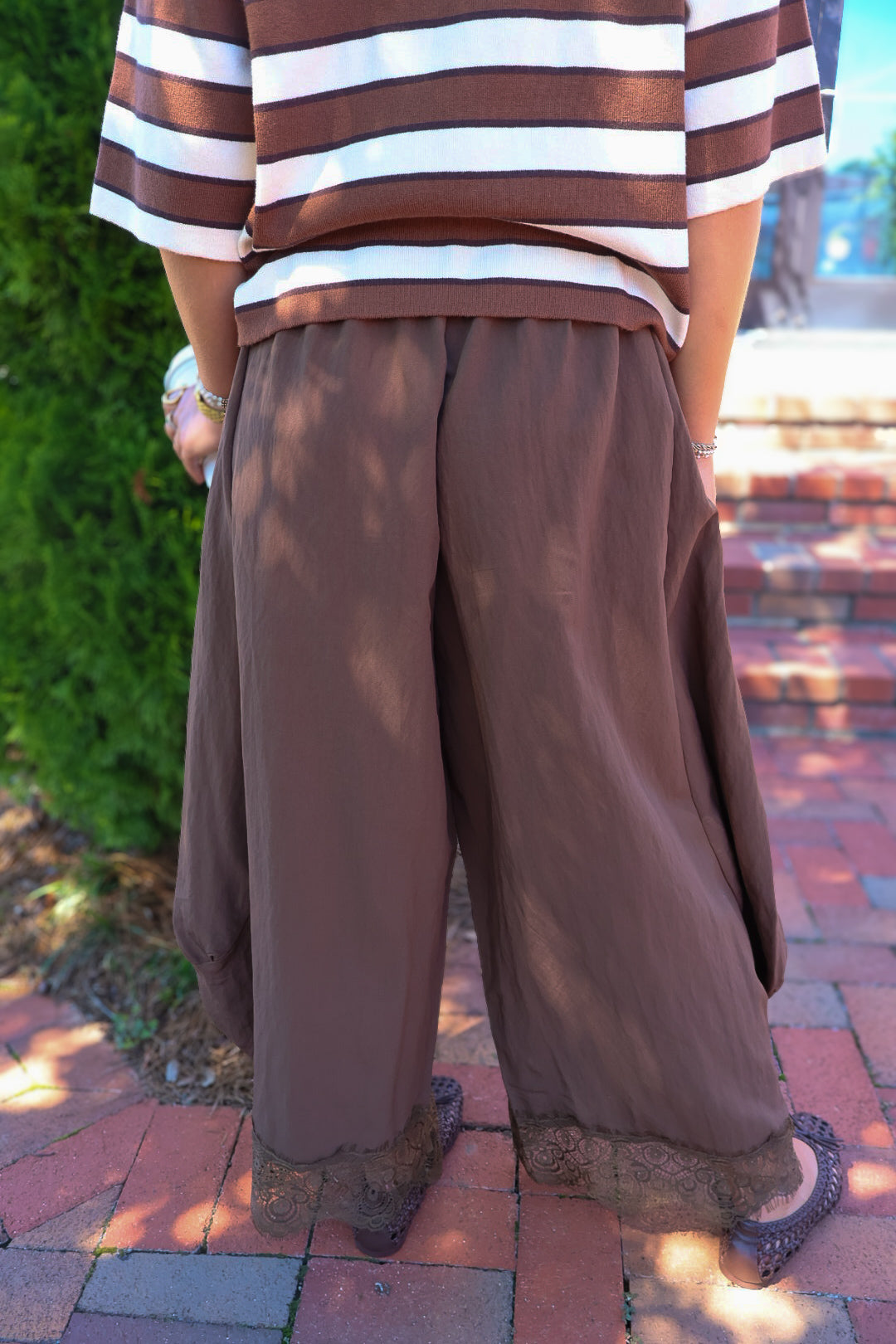 Mocha Gauze Balloon Leg Pants With Lace Trim