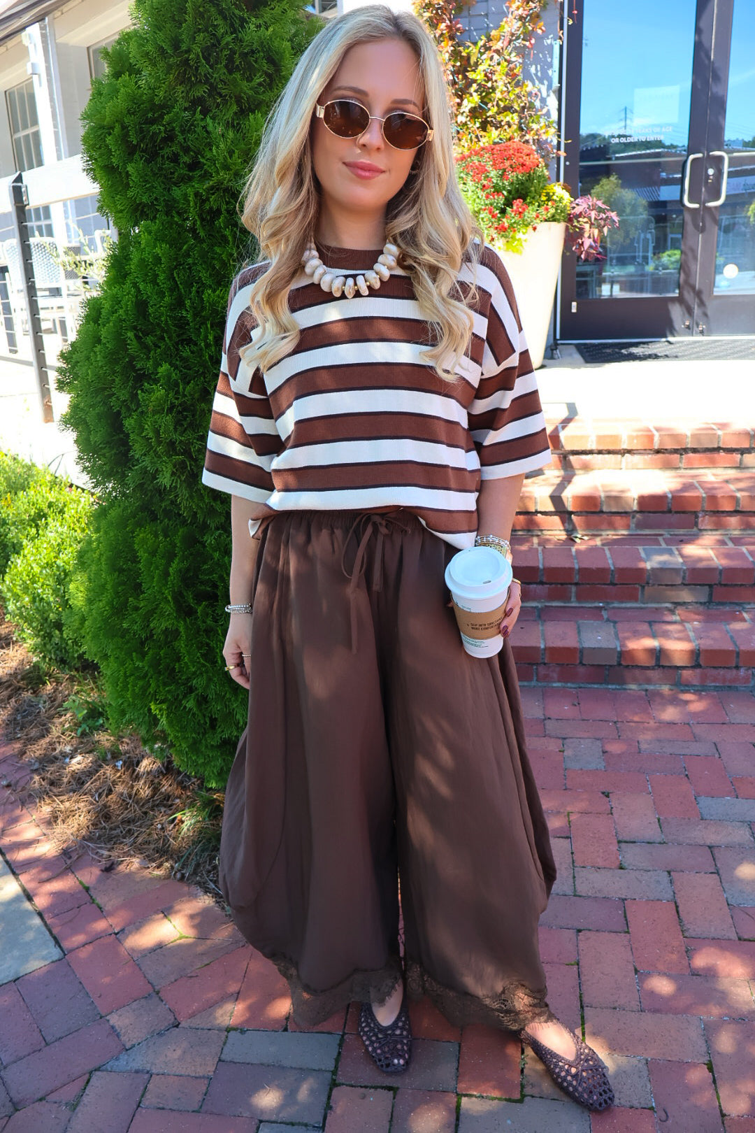 Mocha Gauze Balloon Leg Pants With Lace Trim